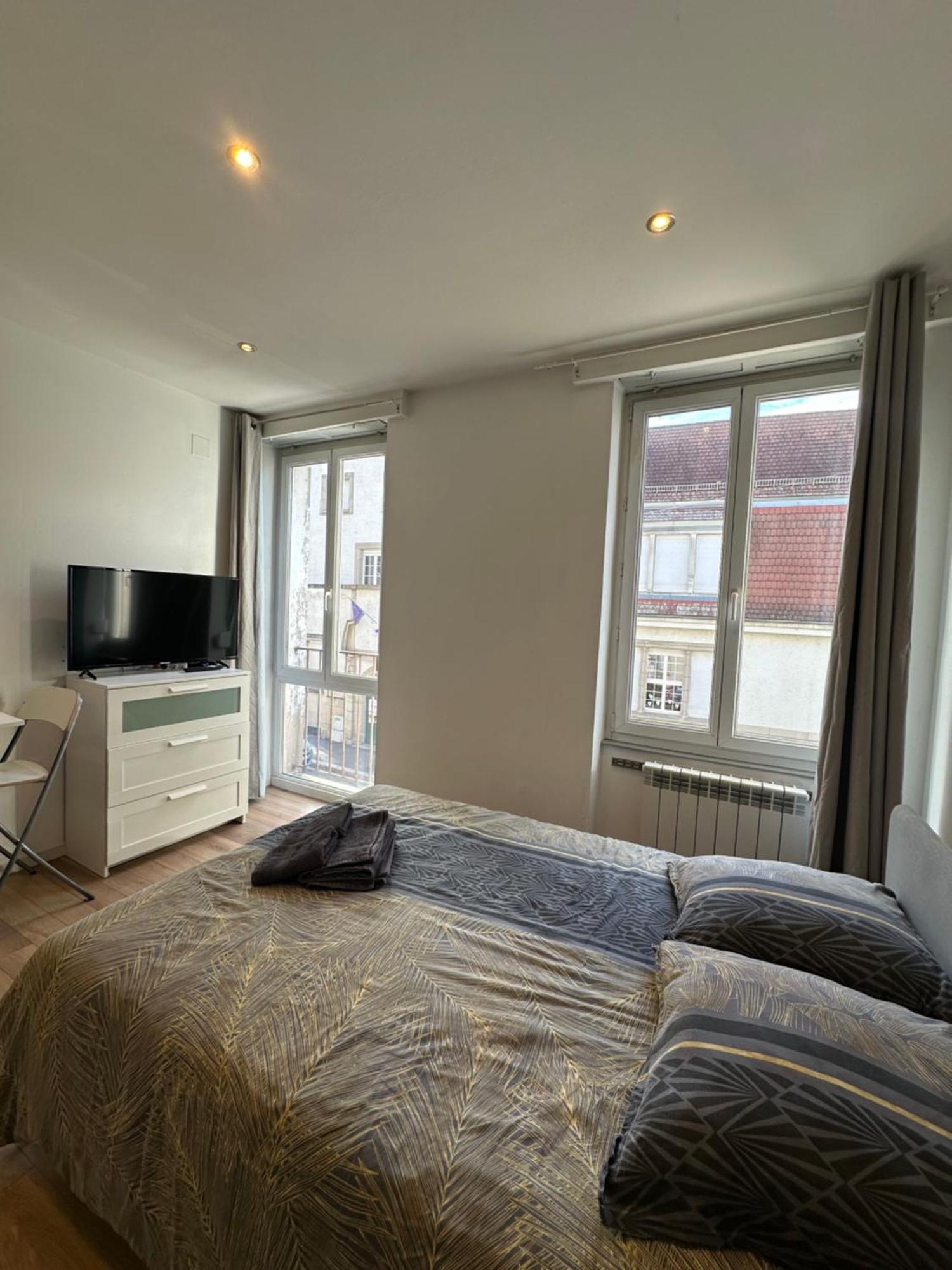 #10 Joli studio, tout équipé Mulhouse centre Extérieur photo